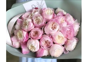 Букет из 21 пионовидных роз 